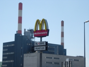 1248858915i4368.jpg