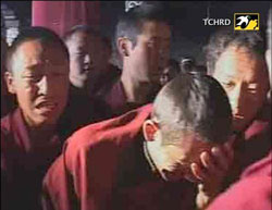 moenche-in-tibet.jpg moenche-in-tibet.jpg